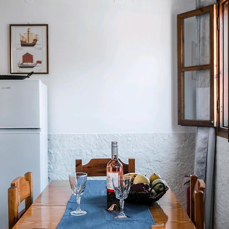 Perla Di Mare Apartment Сими Екстериор снимка