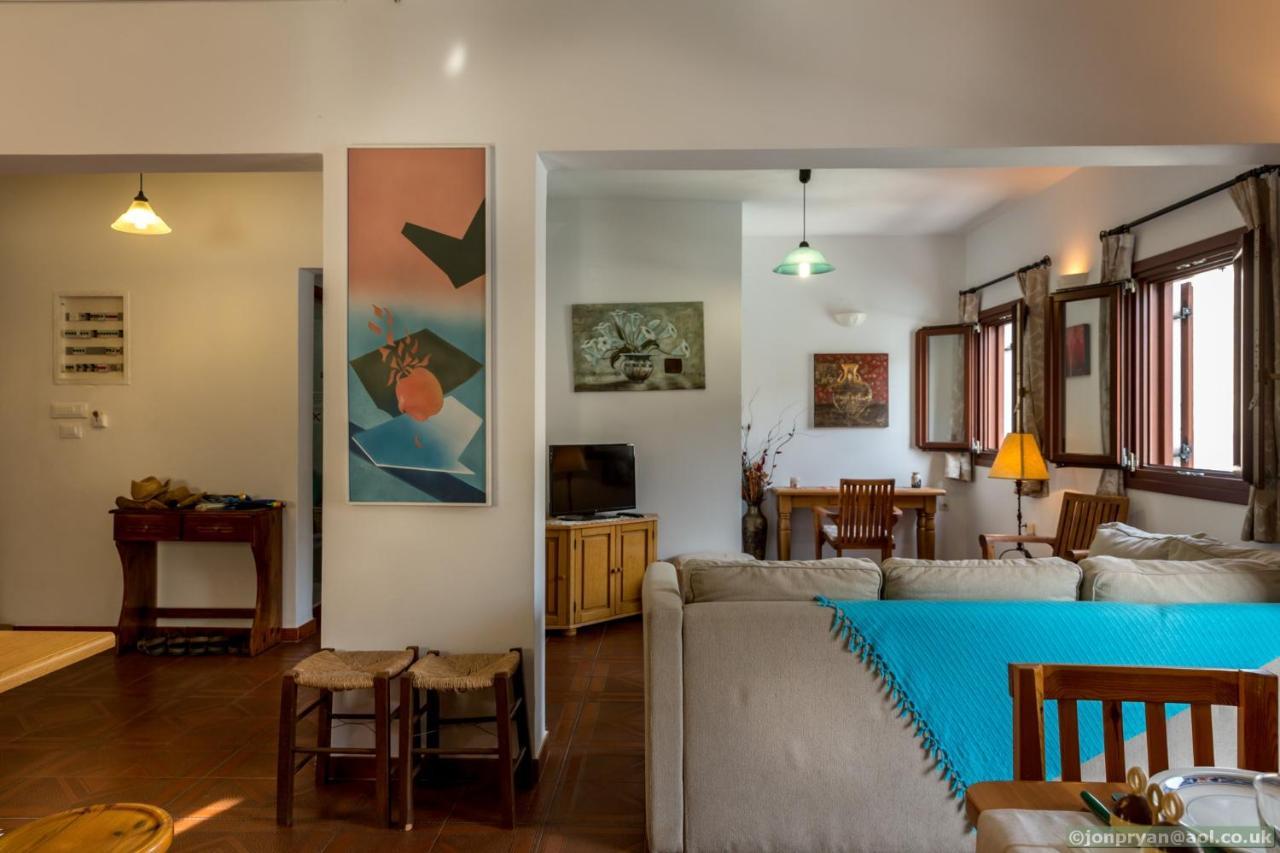 Perla Di Mare Apartment Сими Екстериор снимка