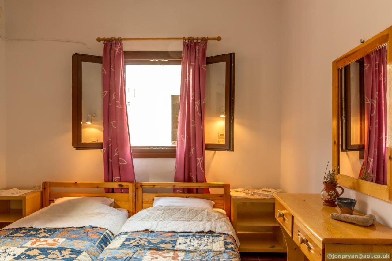 Perla Di Mare Apartment Сими Екстериор снимка