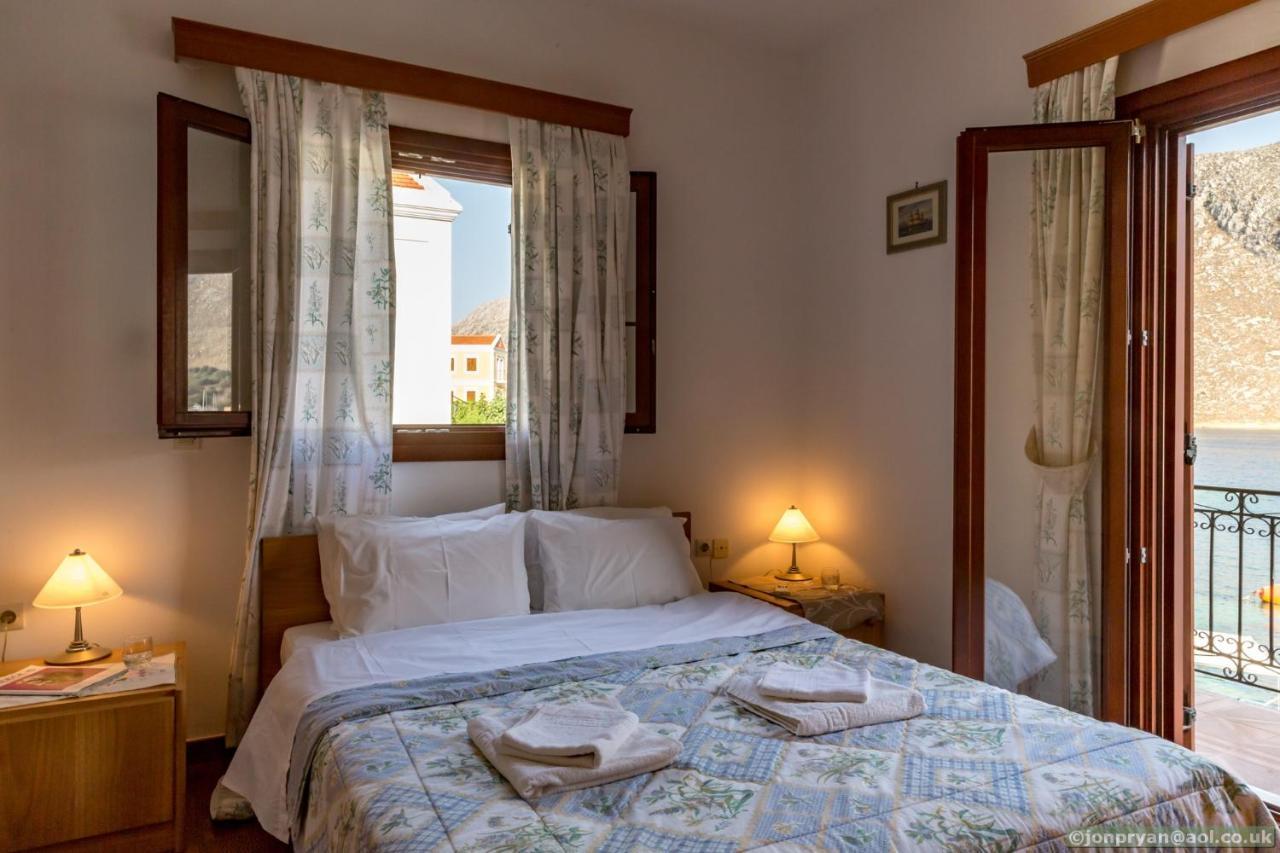 Perla Di Mare Apartment Сими Екстериор снимка